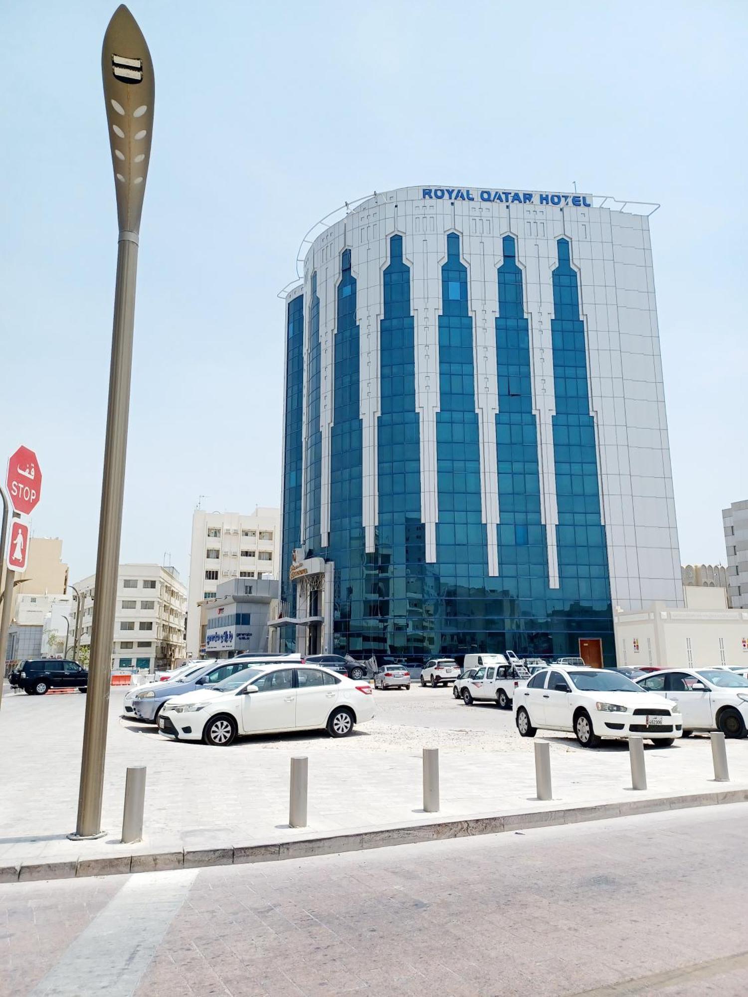 Royal Qatar Hotel Doha Exterior foto